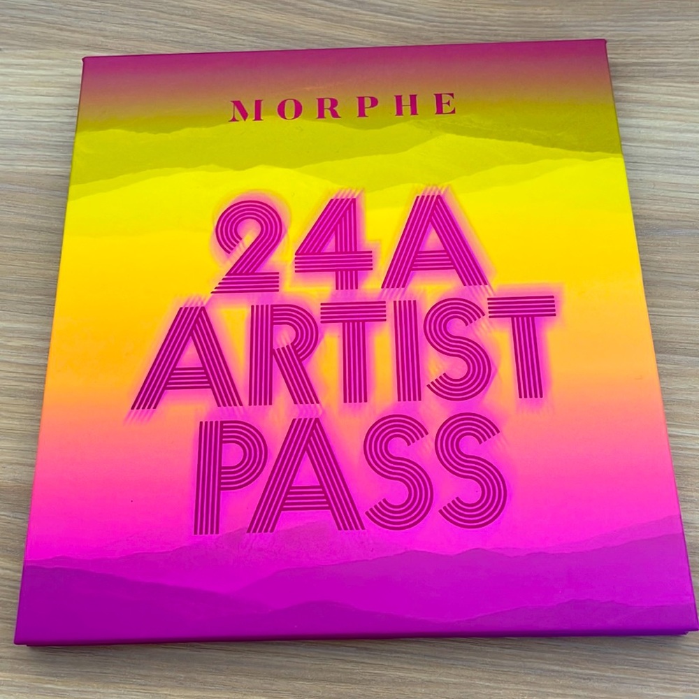 Sold out Morphe X Saweetie 24A Artist Pass Palette
